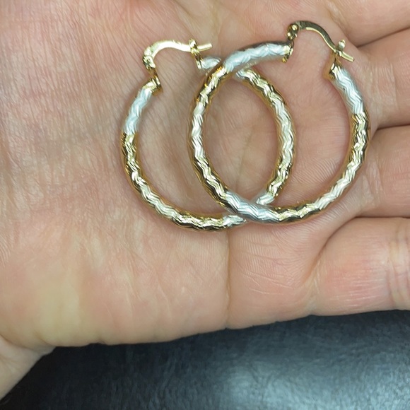 18K Gold Plated Earrings - Picture 3 of 3